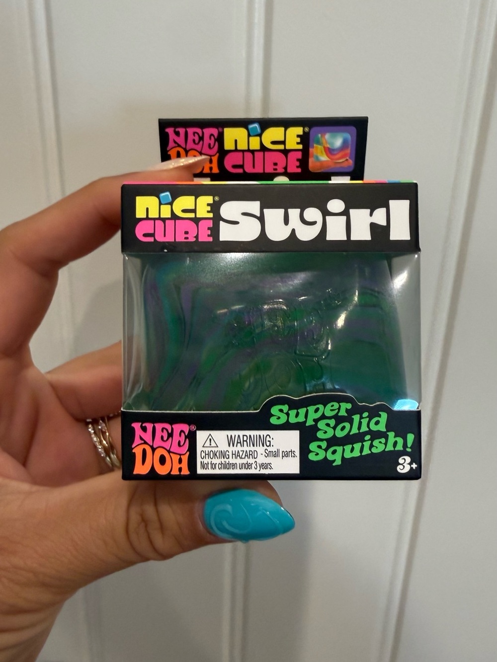 NeeDoh Nice Cube Swirl - Green/Purple Super Solid Squish